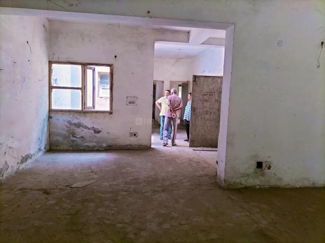 Residential Plot in Beta II for resale Greater Noida. The reference number is 12952035