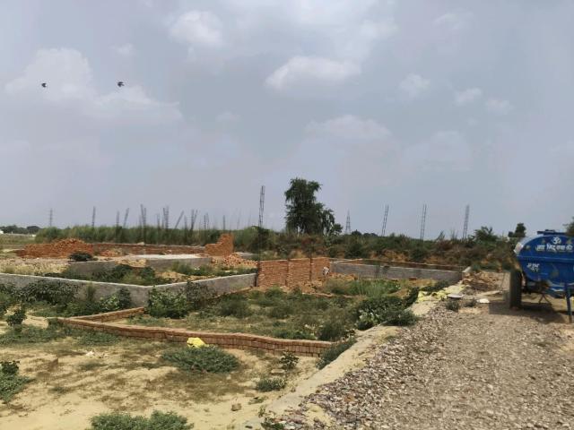 Residential Plot in Bhanauta for resale Greater Noida. The reference number is 20575298