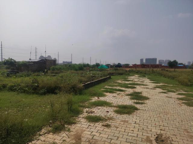 Residential Plot in Bhanauta for resale Greater Noida. The reference number is 20956537