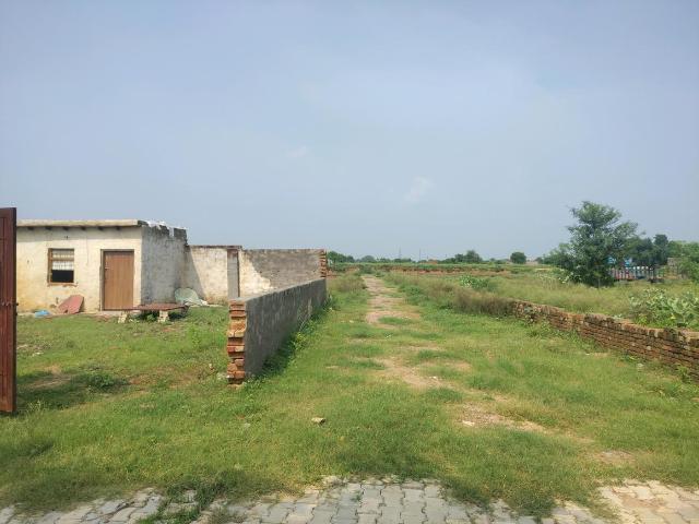 Residential Plot in Bhanauta for resale Greater Noida. The reference number is 20956665