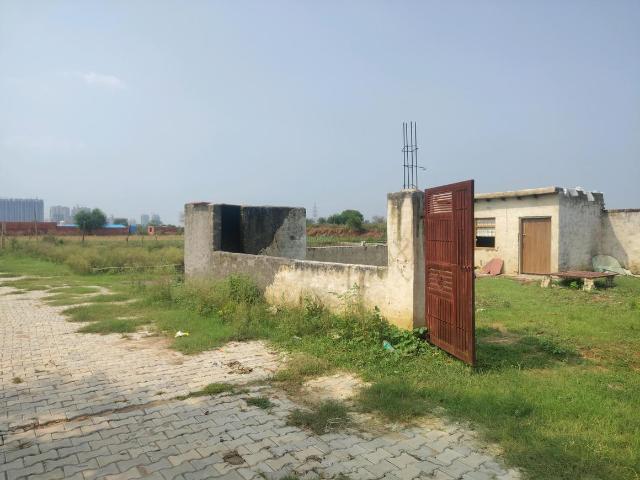 Residential Plot in Bhanauta for resale Greater Noida. The reference number is 20956616