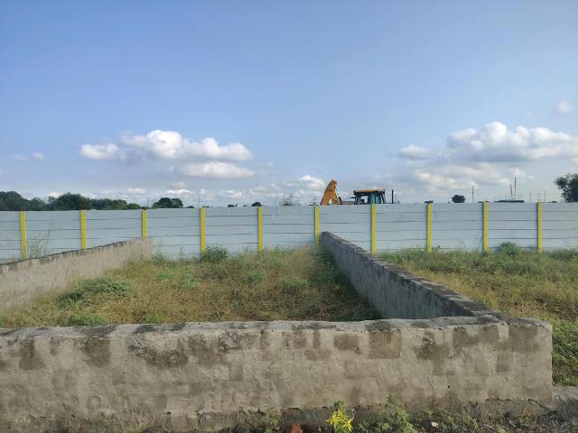 Residential Plot in Bhanauta for resale Greater Noida. The reference number is 21192089