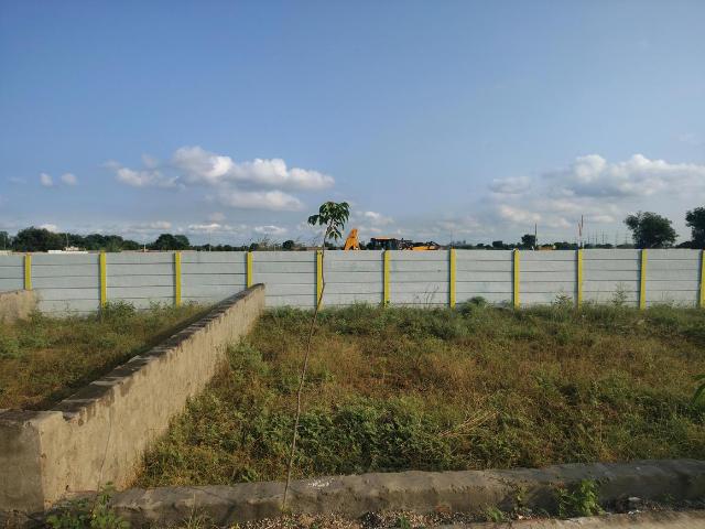 Residential Plot in Bhanauta for resale Greater Noida. The reference number is 21192107