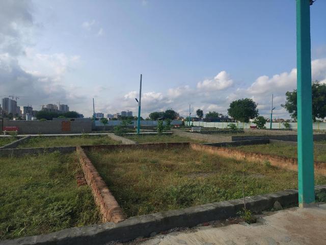 Residential Plot in Bhanauta for resale Greater Noida. The reference number is 21192134