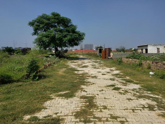 Residential Plot in Bhanauta for resale Greater Noida. The reference number is 21192716