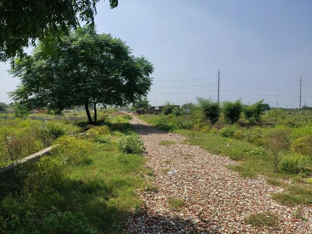 Residential Plot in Bhanauta for resale Greater Noida. The reference number is 21192735