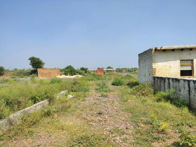 Residential Plot in Bhanauta for resale Greater Noida. The reference number is 21192894