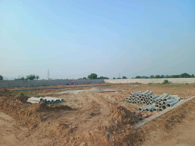 Residential Plot in Bhanauta for resale Greater Noida. The reference number is 21257670