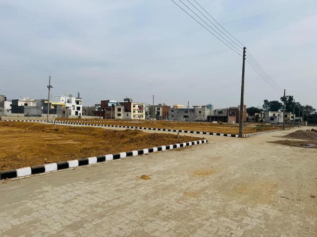 Residential Plot in Bhankharpur for resale Dera Bassi. The reference number is 21106265