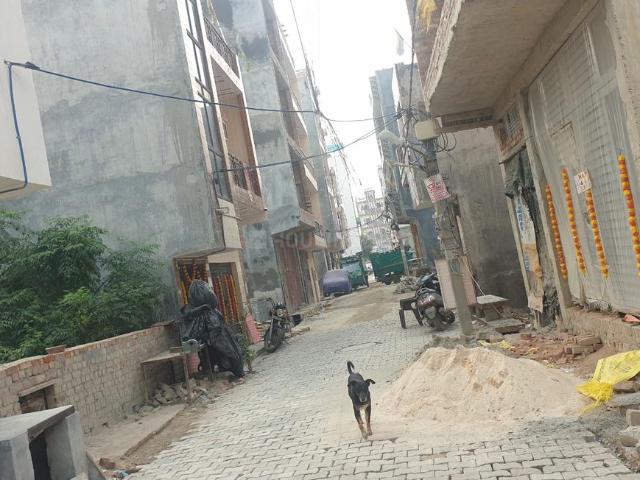 Residential Plot in Bhalswa for resale New Delhi. The reference number is 12934859