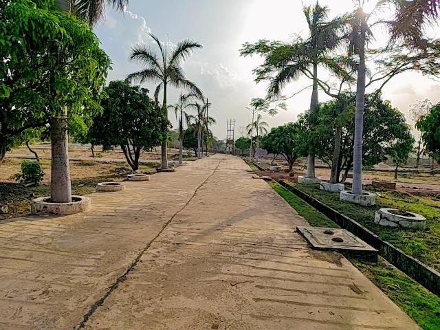 Residential Plot in Bhauri for resale Bhopal. The reference number is 20899491
