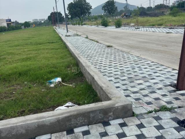 Residential Plot in Bhicholi Mardana for resale Indore. The reference number is 18177599
