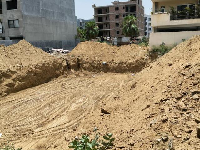 Residential Plot in Bhondsi for resale Gurgaon. The reference number is 8405663