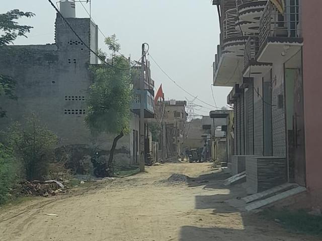 Residential Plot in Bhondsi for resale Gurgaon. The reference number is 9430015