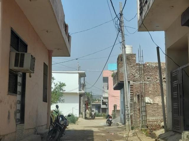 Residential Plot in Bhondsi for resale Gurgaon. The reference number is 9149943