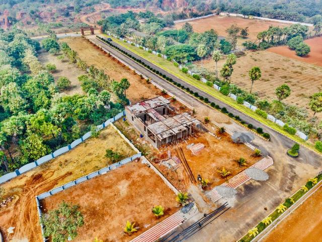 Residential Plot in Bhogapuram for resale Vizianagaram. The reference number is 19569209