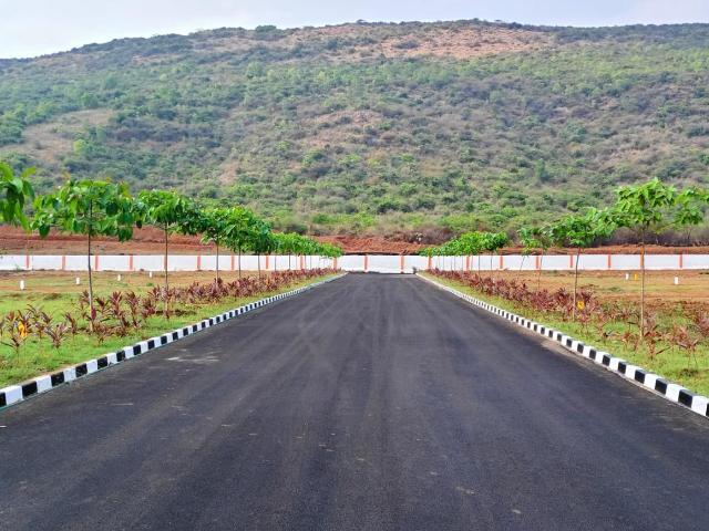 Residential Plot in Bhogapuram for resale Visakhapatnam. The reference number is 19950091