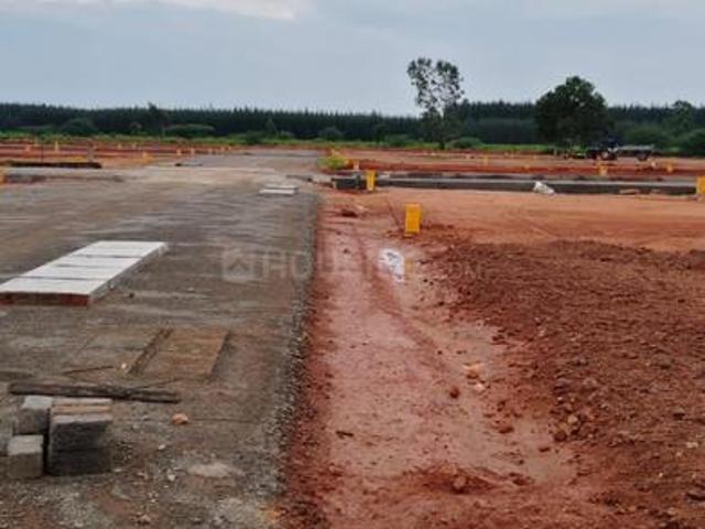 Residential Plot in Bhogapuram for resale Visakhapatnam. The reference number is 20959488
