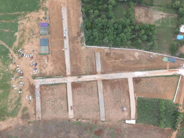 Residential Plot in Bhogapuram for resale Visakhapatnam. The reference number is 21098035