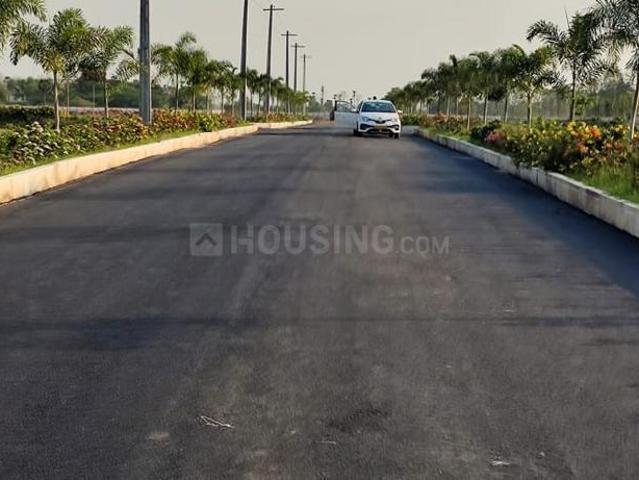 Residential Plot in Bhogapuram for resale Vizianagaram. The reference number is 10060807