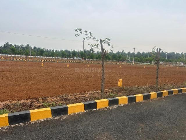 Residential Plot in Bhogapuram for resale Vizianagaram. The reference number is 18290568