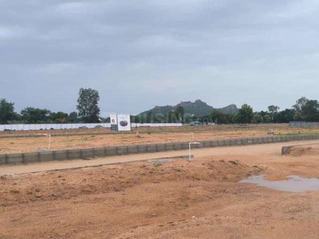 Residential Plot in Bhuvanagiri for resale Yadadri Bhuvanagiri. The reference number is 19218007