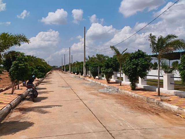 Residential Plot in Bhuvanagiri for resale Yadadri Bhuvanagiri. The reference number is 21210369