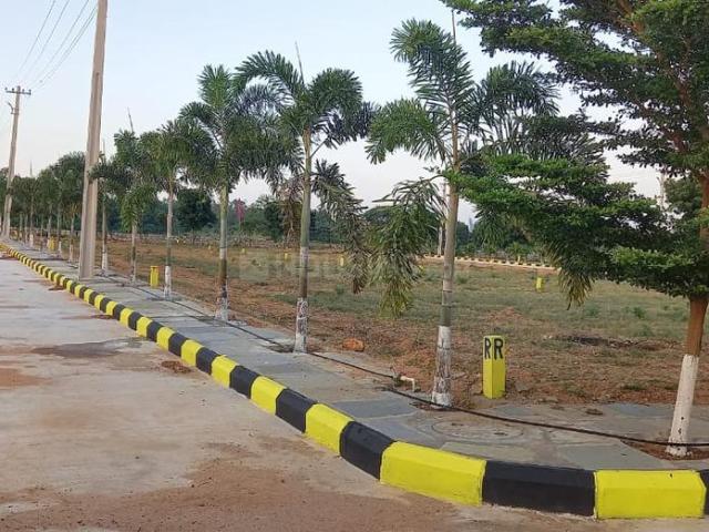 Residential Plot in Bibinagar for resale Yadadri Bhuvanagiri. The reference number is 19739188
