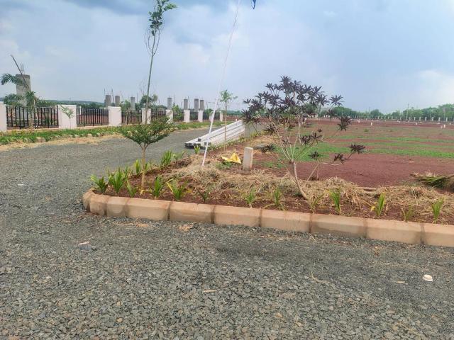 Residential Plot in Bibinagar for resale Yadadri Bhuvanagiri. The reference number is 20554170