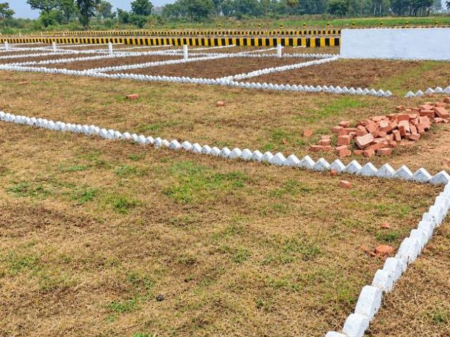 Residential Plot in Bihta for resale Patna. The reference number is 20891199