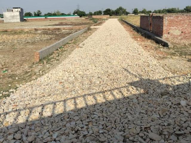 Residential Plot in Bijnor for resale Lucknow. The reference number is 20492641