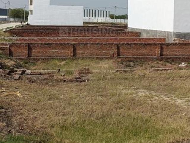Residential Plot in Bijnor for resale Lucknow. The reference number is 20531596