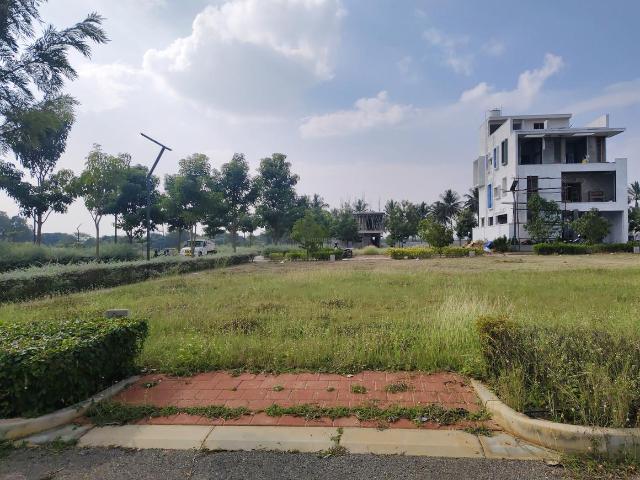 Residential Plot in Bisuvanahalli for resale Bengaluru. The reference number is 18127473