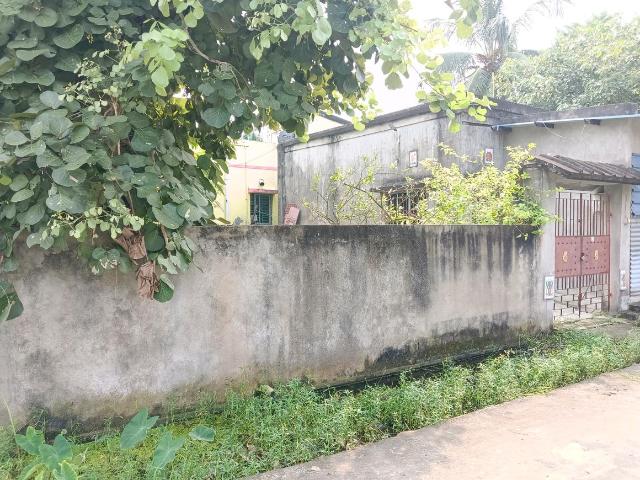 Residential Plot in Bipadbhanjan Colony for resale Kolkata. The reference number is 21285172