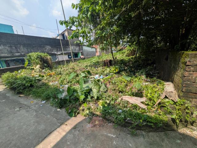 Residential Plot in Birati for resale Kolkata. The reference number is 21268090