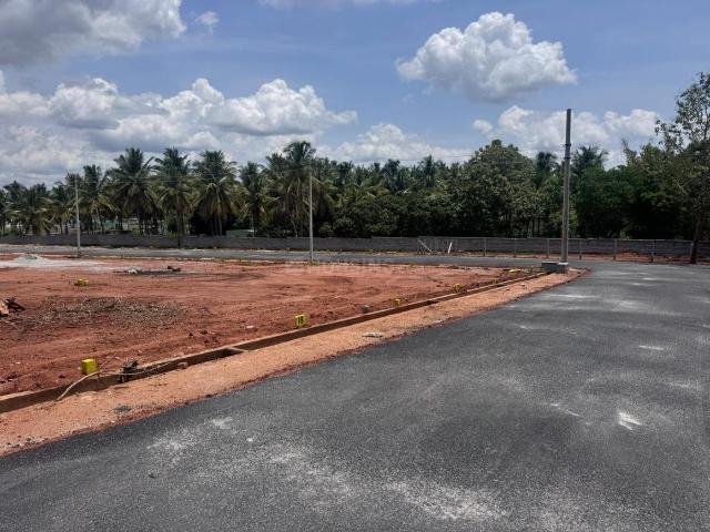 Residential Plot in Bogadi for resale Mysore. The reference number is 20634946
