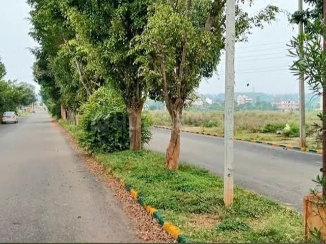 Residential Plot in Bommasandra for resale Bengaluru. The reference number is 21144790