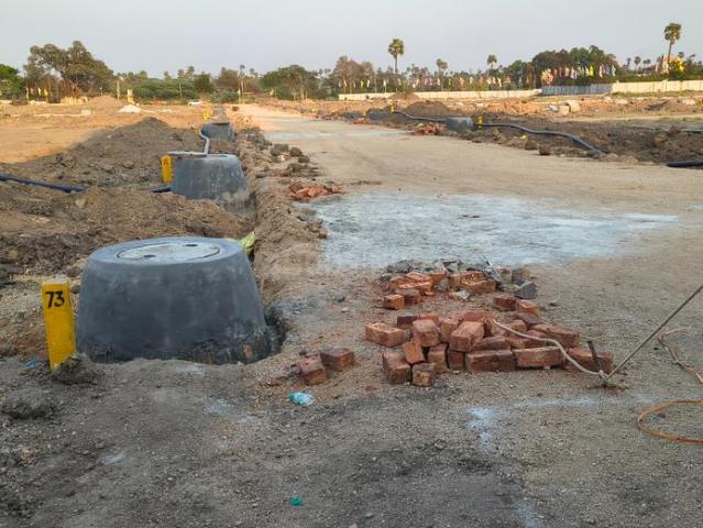 Residential Plot in Bongloor for resale Hyderabad. The reference number is 19679347