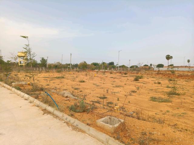 Residential Plot in Bongloor for resale Hyderabad. The reference number is 20423817