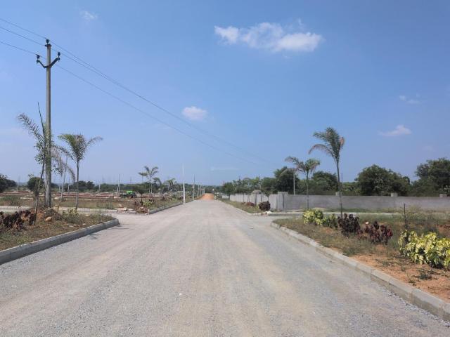 Residential Plot in Bongloor for resale Hyderabad. The reference number is 21253781