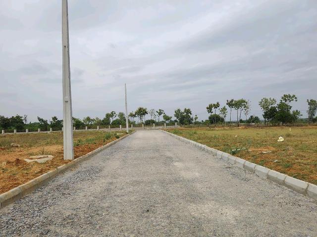 Residential Plot in Bongloor for resale Hyderabad. The reference number is 21390655