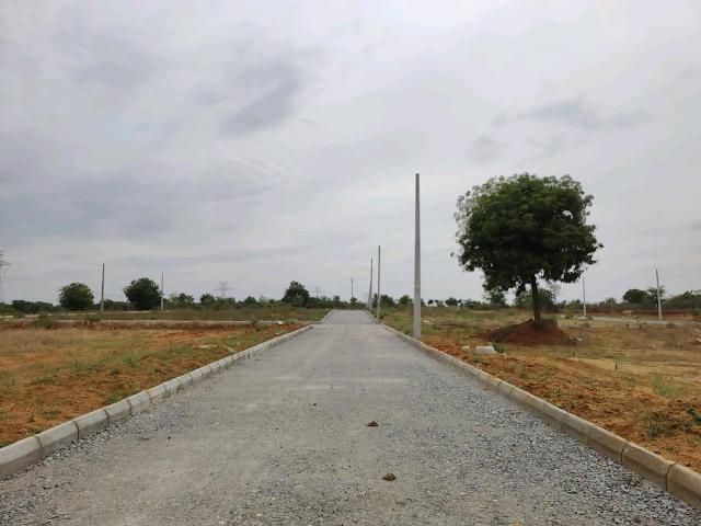 Residential Plot in Bongloor for resale Hyderabad. The reference number is 21390668