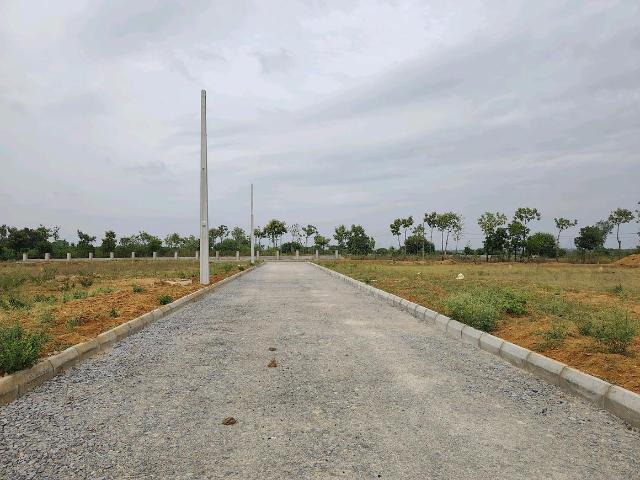 Residential Plot in Bongloor for resale Hyderabad. The reference number is 21390678