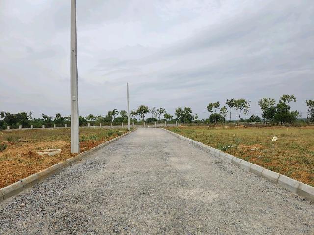 Residential Plot in Bongloor for resale Hyderabad. The reference number is 21390671
