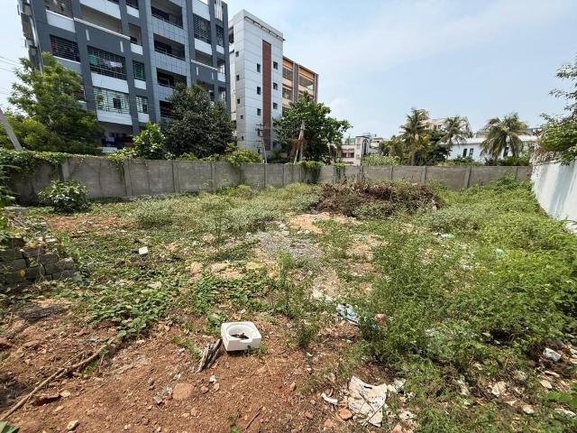 Residential Plot in Currency Nagar for resale Vijayawada. The reference number is 20839511