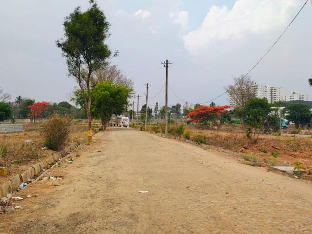 Residential Plot in Chandapura for resale Bengaluru. The reference number is 20176878