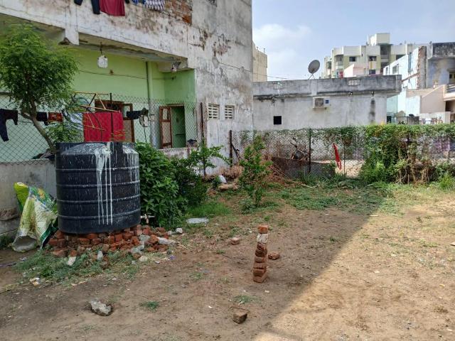 Residential Plot in Chandkheda for resale Ahmedabad. The reference number is 17739915