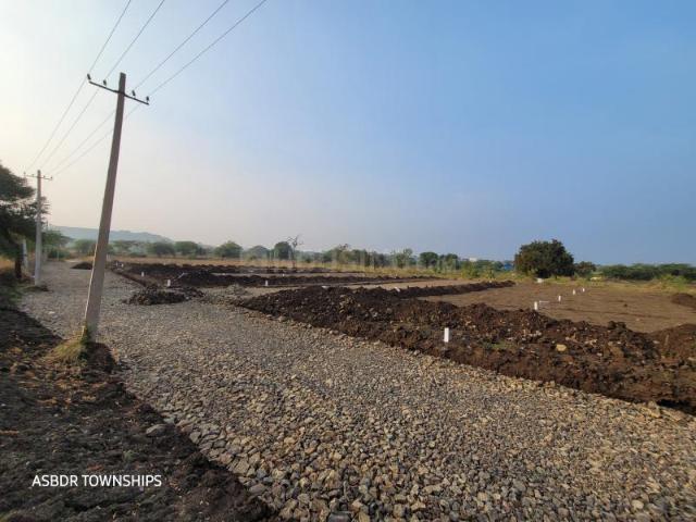 Residential Plot in Chaitanya Vihar for resale Vrindavan. The reference number is 18136329