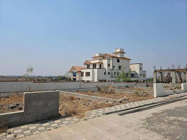 Residential Plot in Charholi Budruk for resale Pune. The reference number is 14544147