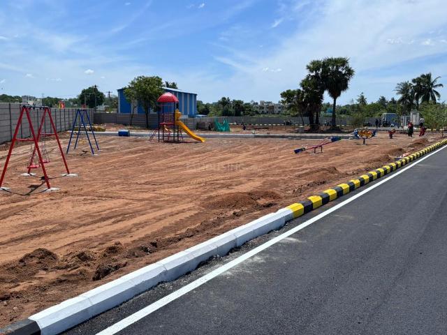 Residential Plot in Chengalpattu for resale Chennai. The reference number is 20374228